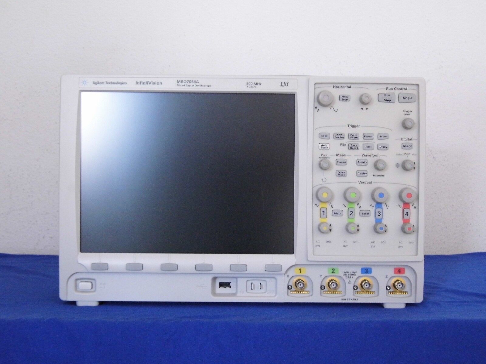 Agilent MSO7054A 500MHz 4GS/s 4Ch Oscilloscope with Digital POD Agilent MSO7054A 500MHz 4GS/s 4Ch Oscilloscope with Digital POD